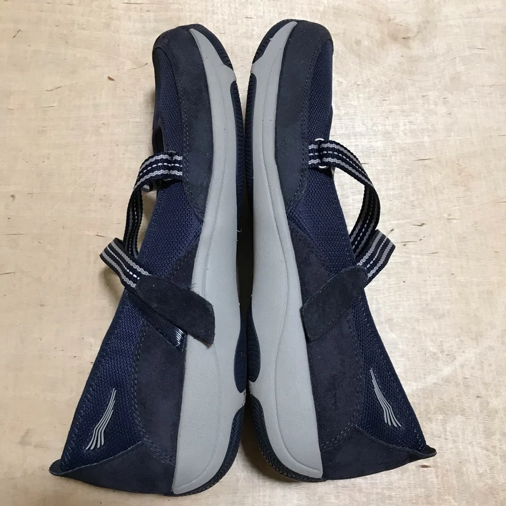 Dansko Women's Hazel Navy Suede Slip On Sneakers Size EU 42